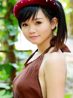 Hình ảnh gái xinh nhất Việt Nam quyến rũ trong chiếc áo yếm